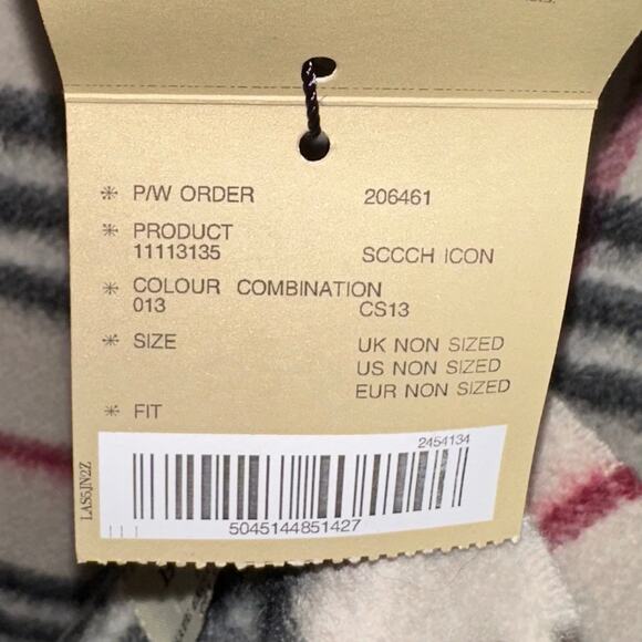 NWT Burberry Nova Check 100% Scottish Cashmere Iconic Rectangle Fringe Scarf - Picture 6 of 16